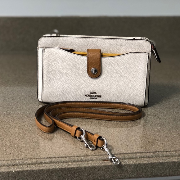 Coach Pop Up Messenger Crossbody - Picture 4 of 4